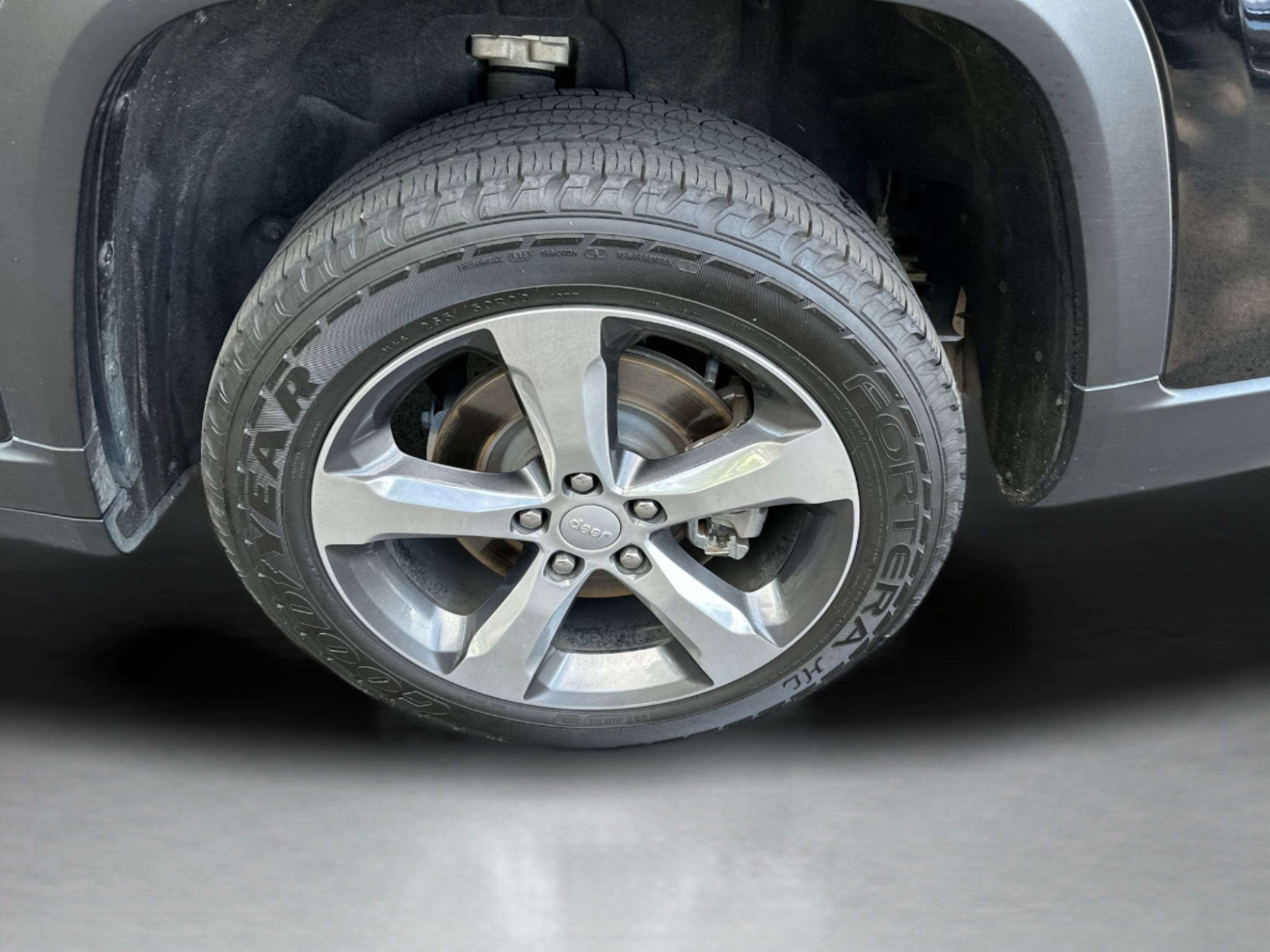 Used 2022 Jeep Grand Cherokee L Limited RWD image 31