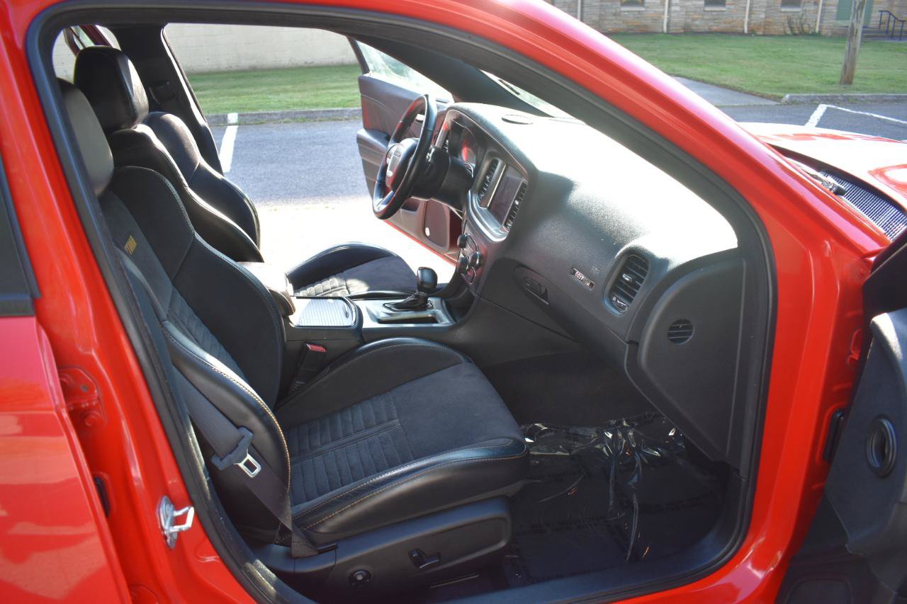 Used 2017 Dodge Charger R/T RWD image 22