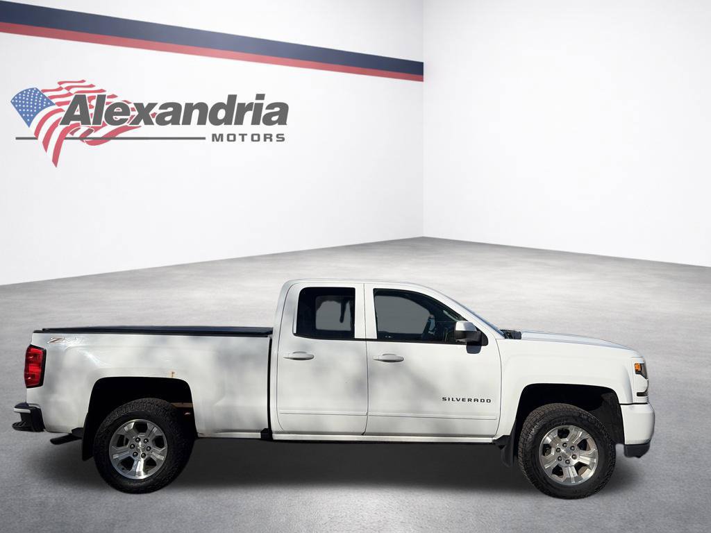 Used 2017 Chevrolet Silverado 1500 LT w/ All Star Edition AWD/4WD image 5