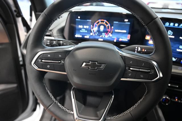 New 2027 Chevrolet Traverse LT w/ Midnight/Sport Edition AWD/4WD image 22