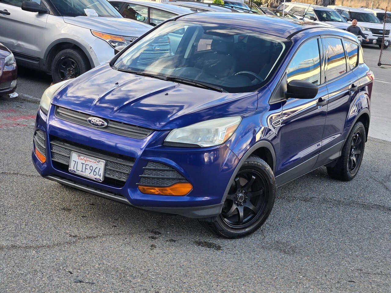Used 2015 Ford Escape S FWD image 3