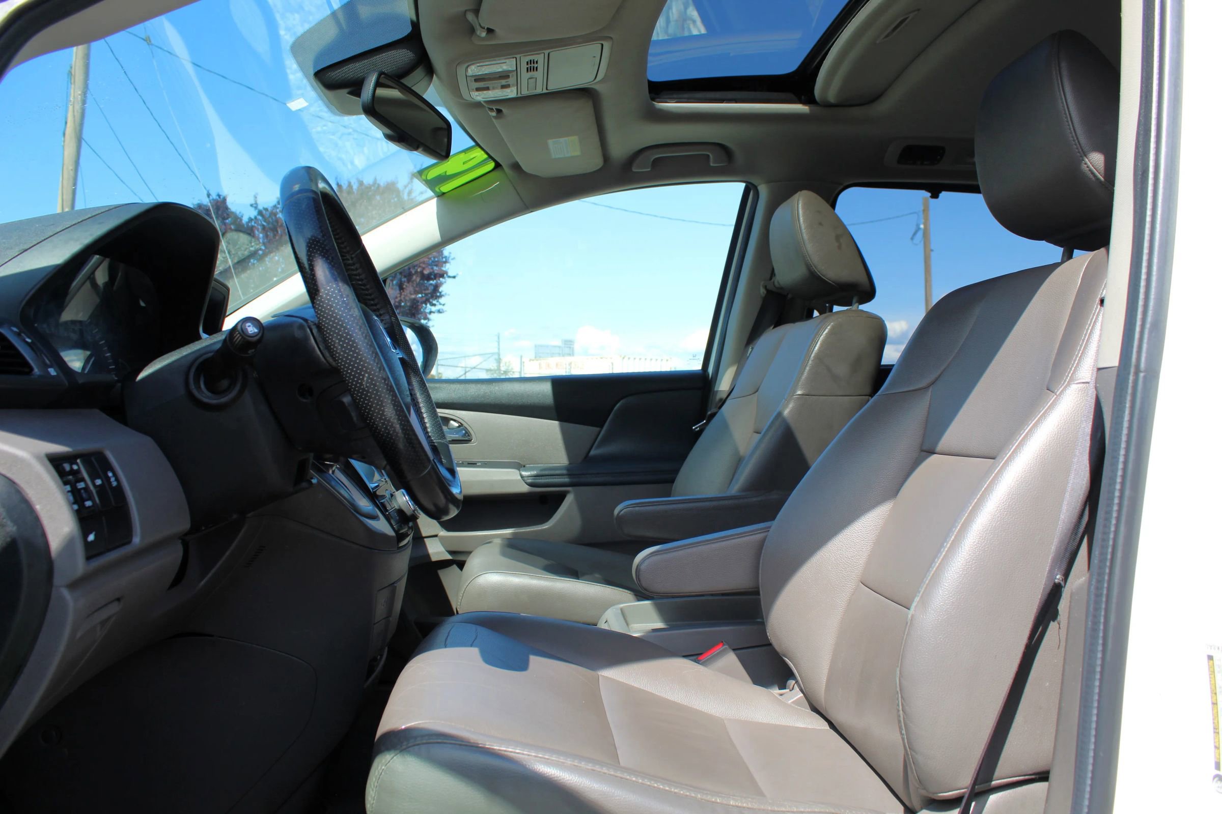 Used 2014 Honda Odyssey EX-L image 11