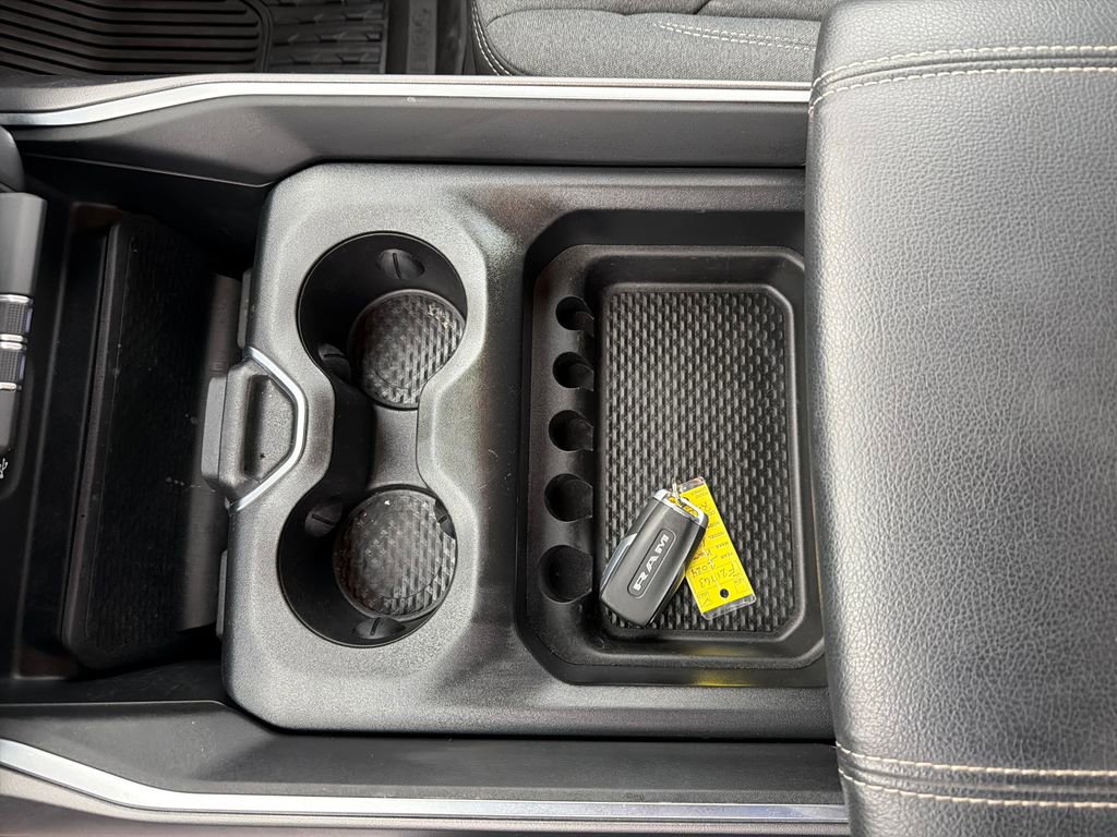 Used 2024 RAM 1500 Big Horn image 24