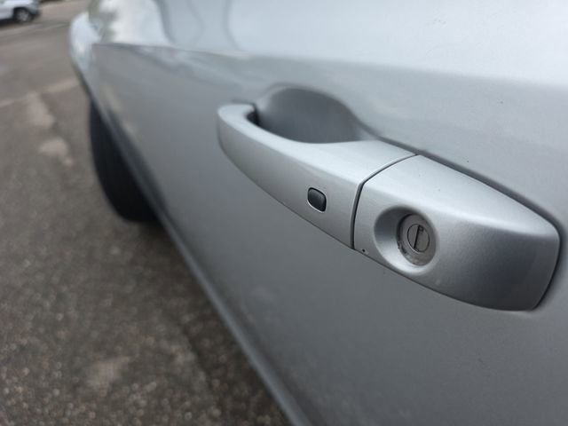 Used 2012 Chrysler 300 RWD image 27