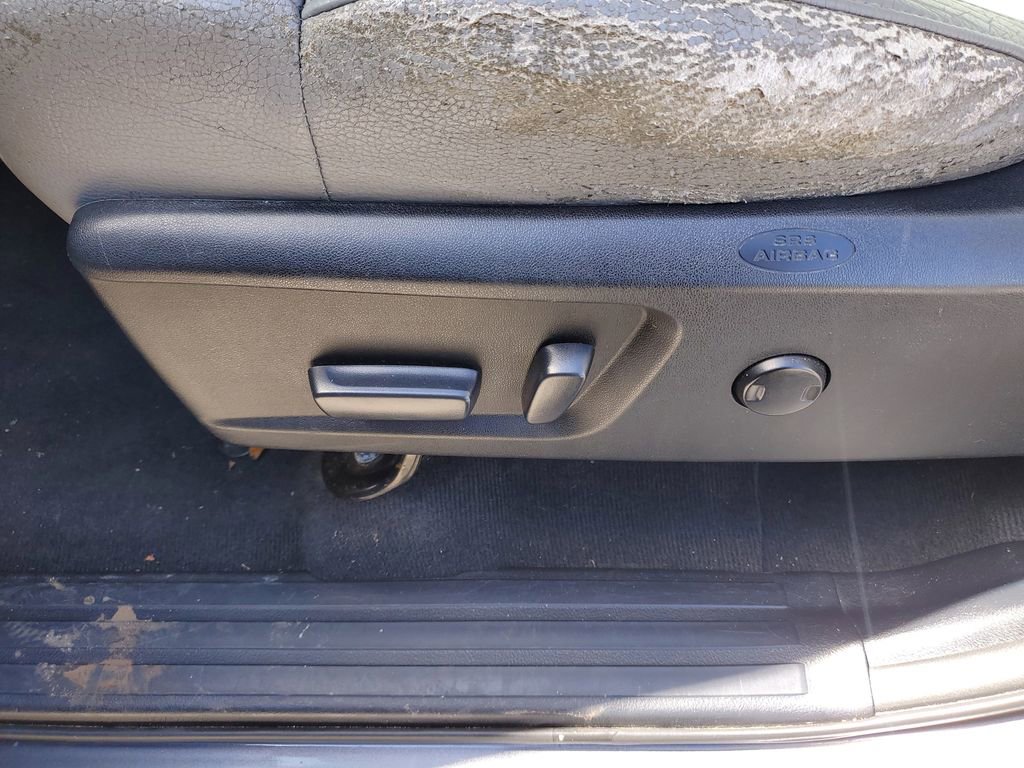 Used 2014 Toyota Tundra Limited w/ TRD Off Road Package image 22