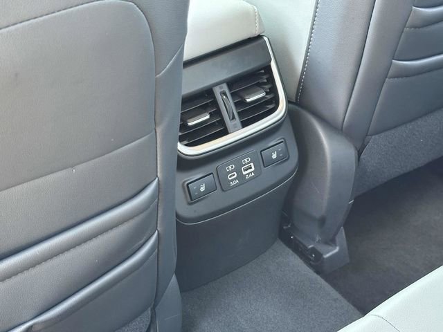 Used 2023 Subaru Legacy Limited AWD/4WD image 18