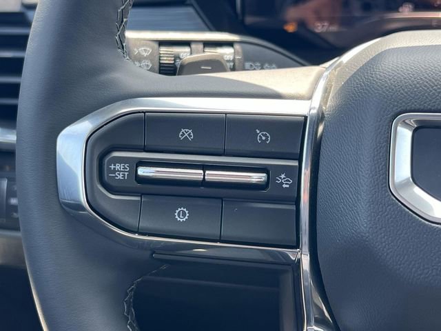 New 2025 GMC Acadia Elevation image 13