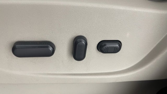 Used 2015 Ford Escape Titanium image 35