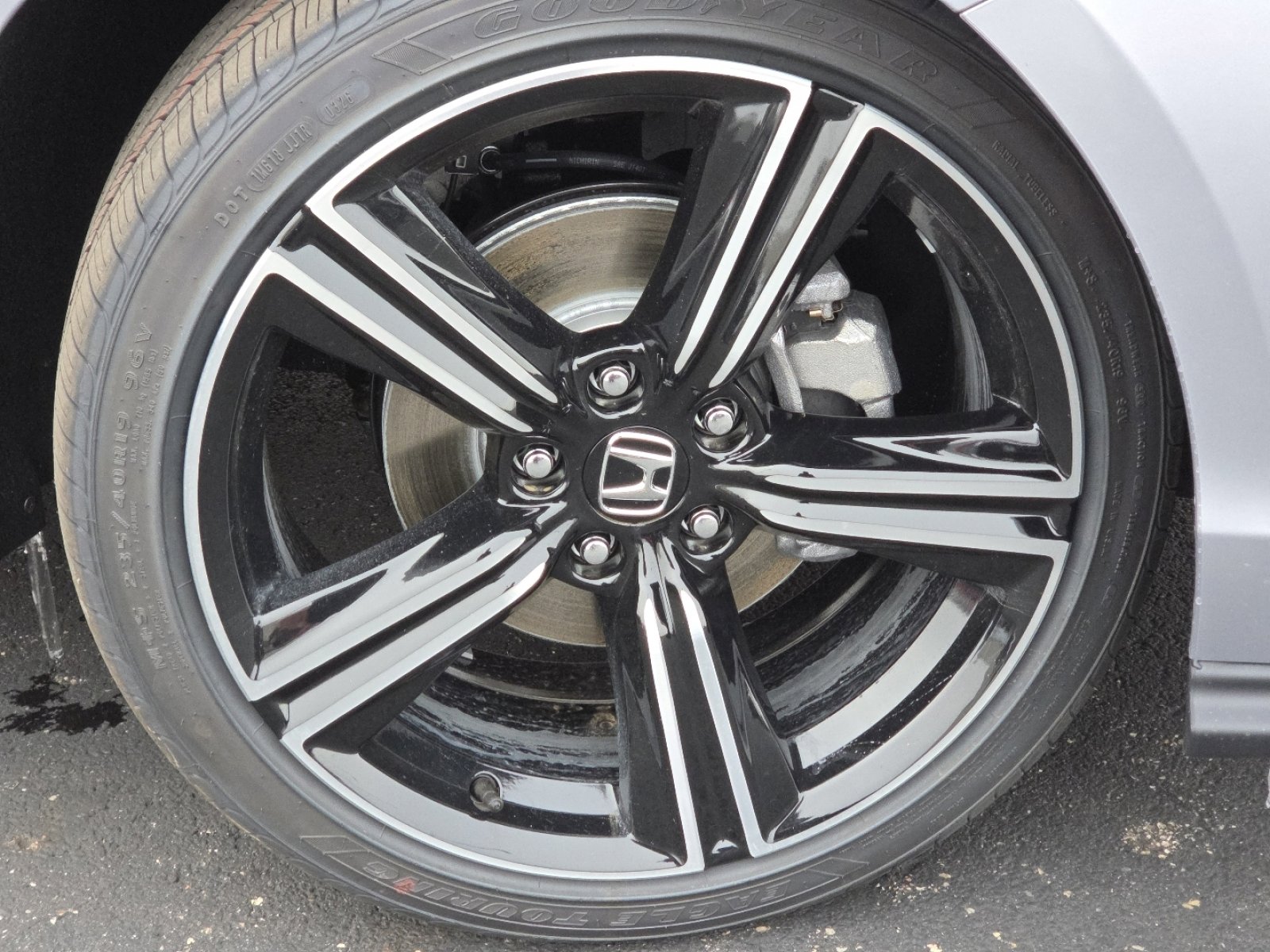 New 2026 Honda Accord SE image 12