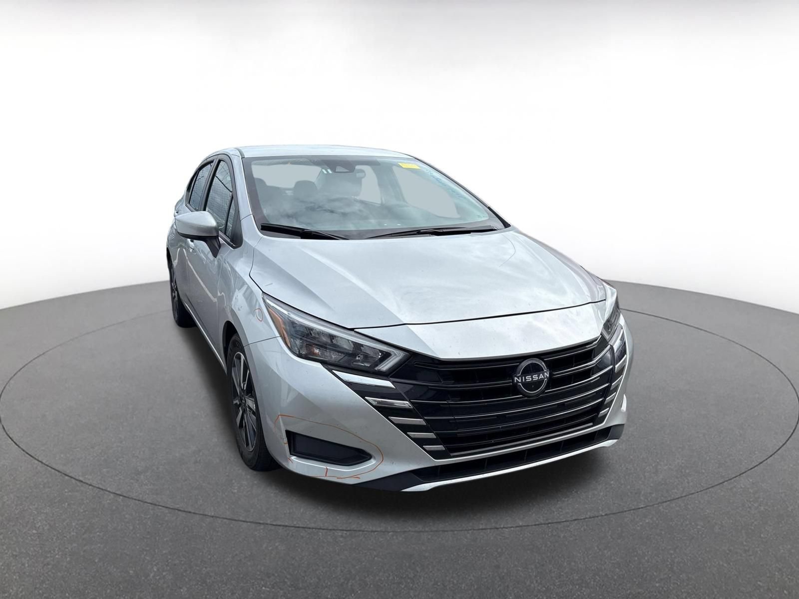 Used 2025 Nissan Versa SV FWD video 2