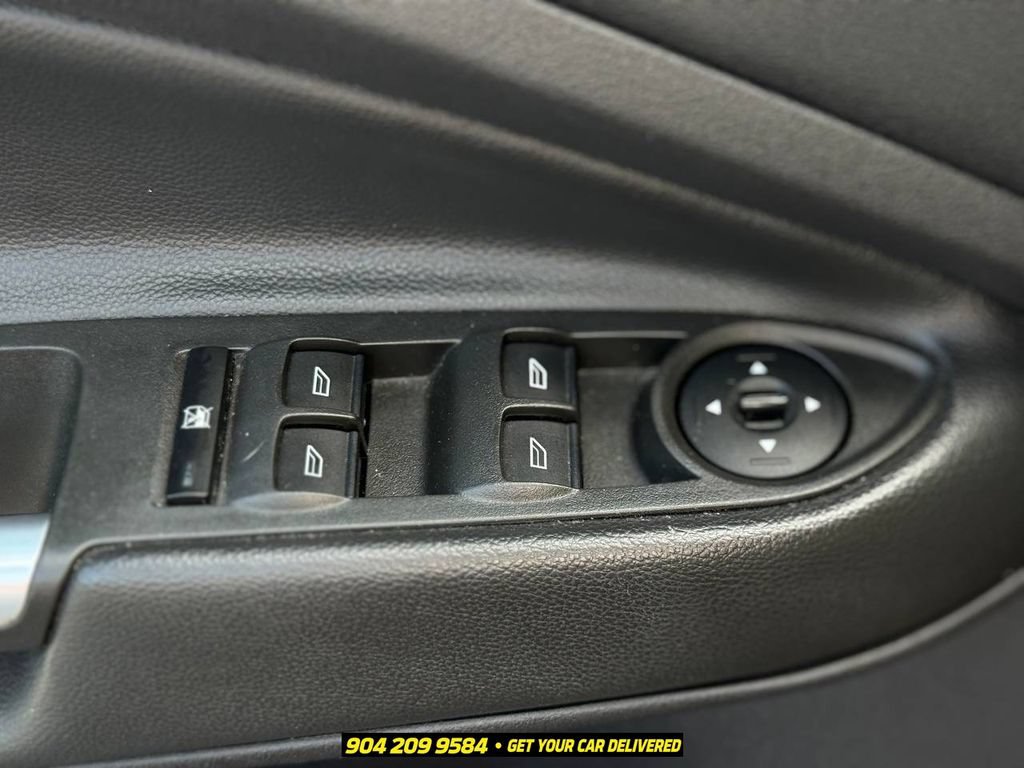 Used 2014 Ford Escape SE FWD image 10