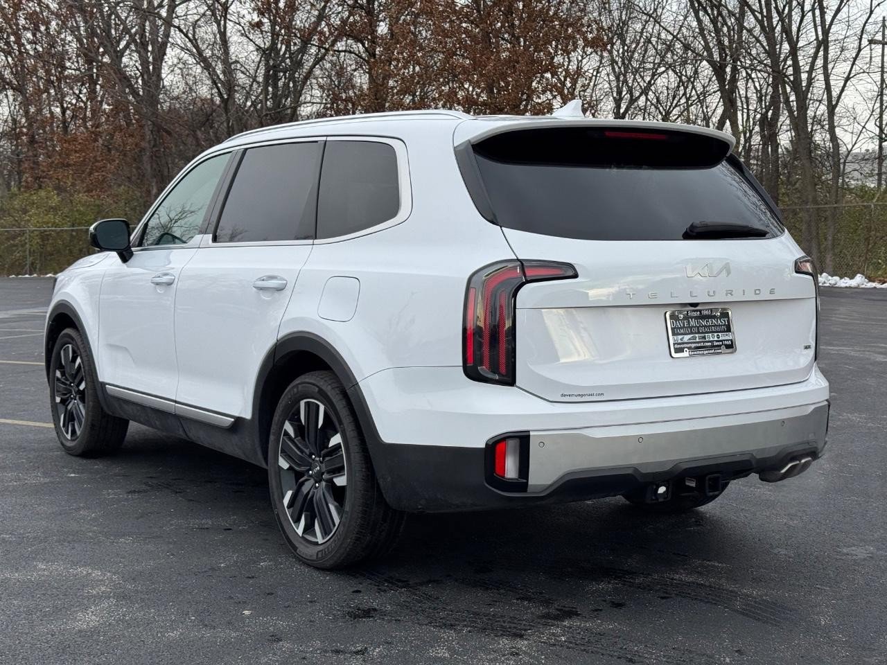 Used 2024 Kia Telluride SX Prestige w/ Towing Package image 6
