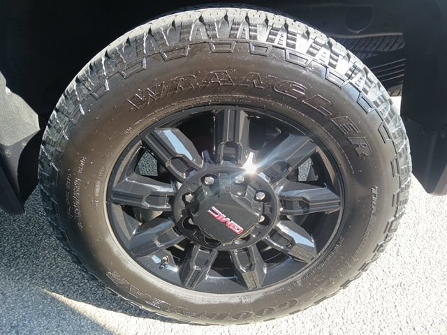 Used 2025 GMC Sierra 2500 AT4 w/ AT4 Premium Plus Package AWD/4WD image 63
