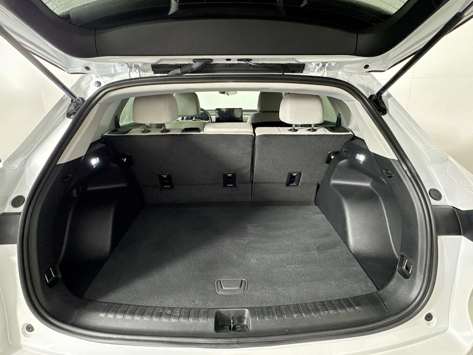 Used 2025 Honda Prologue EX image 8