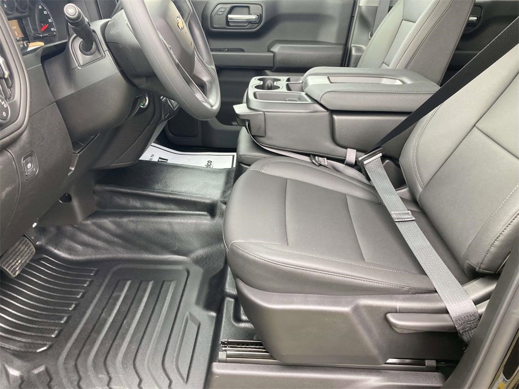 New 2026 Chevrolet Silverado 1500 W/T image 16