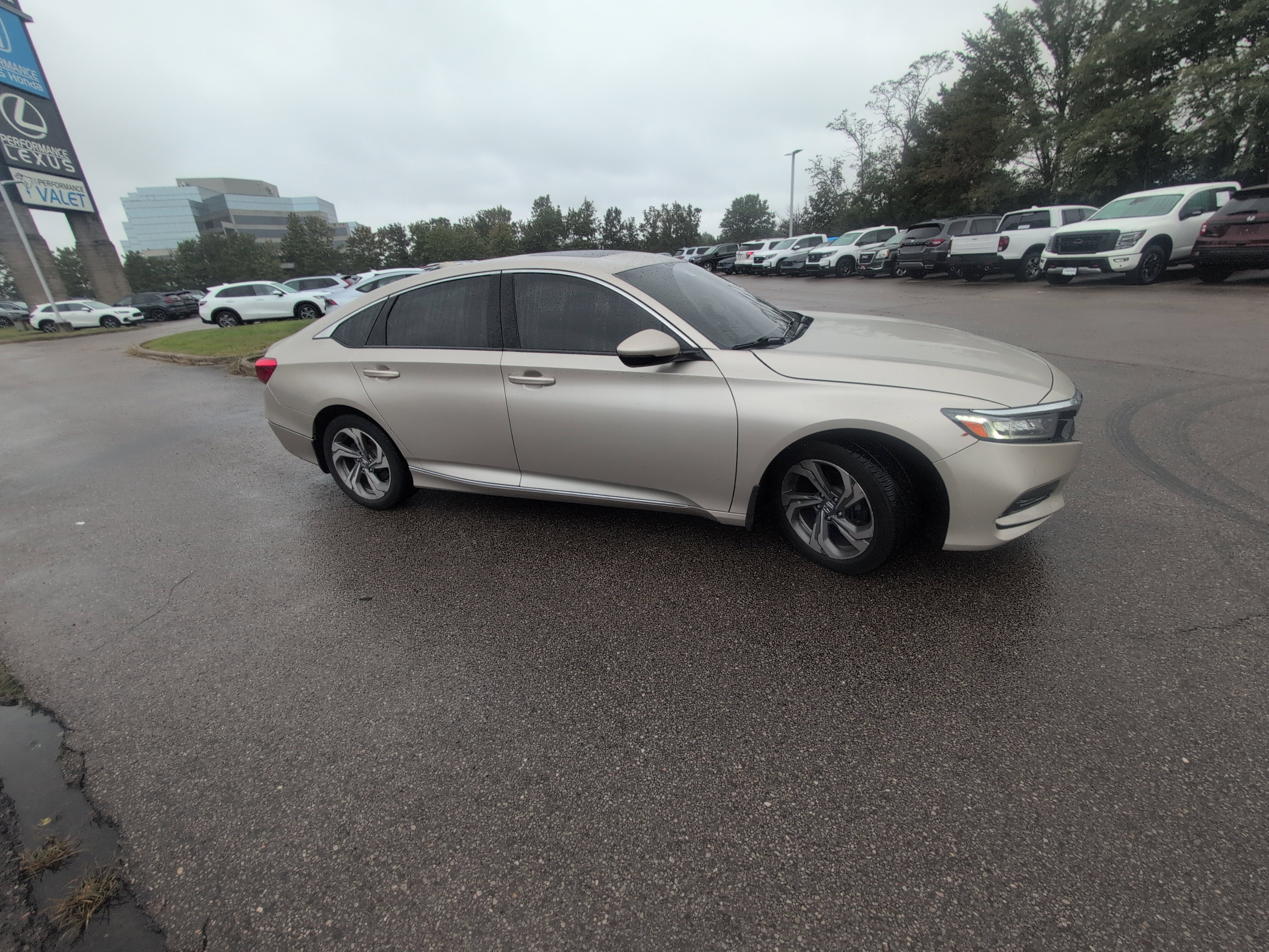 Used 2018 Honda Accord EX-L image 23