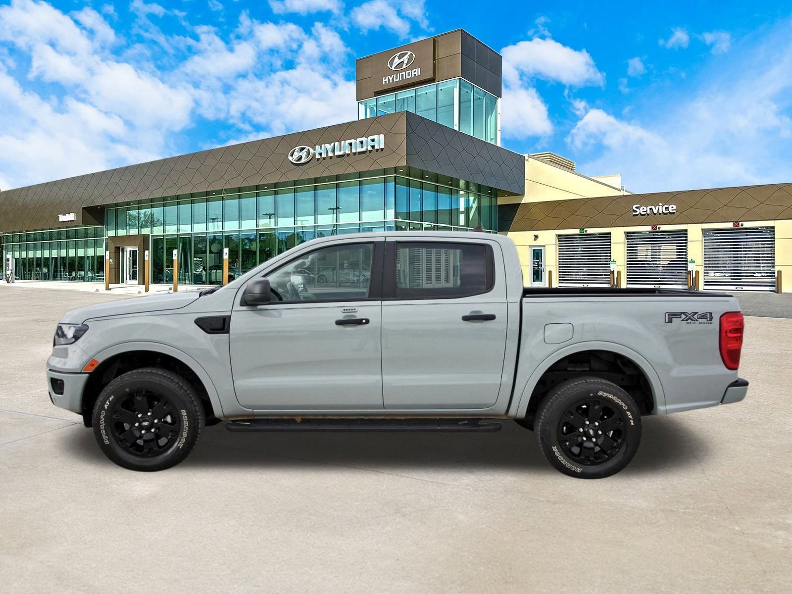 Used 2023 Ford Ranger XLT w/ Equipment Group 302A High image 9