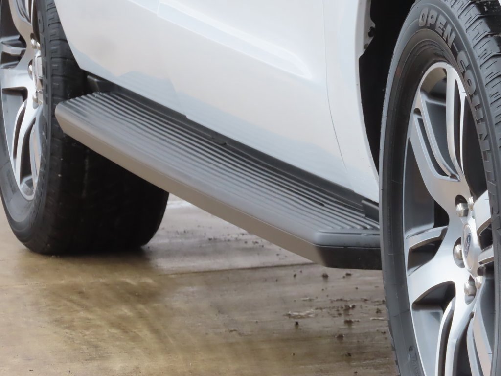 Used 2024 Ford Expedition Max XLT image 16