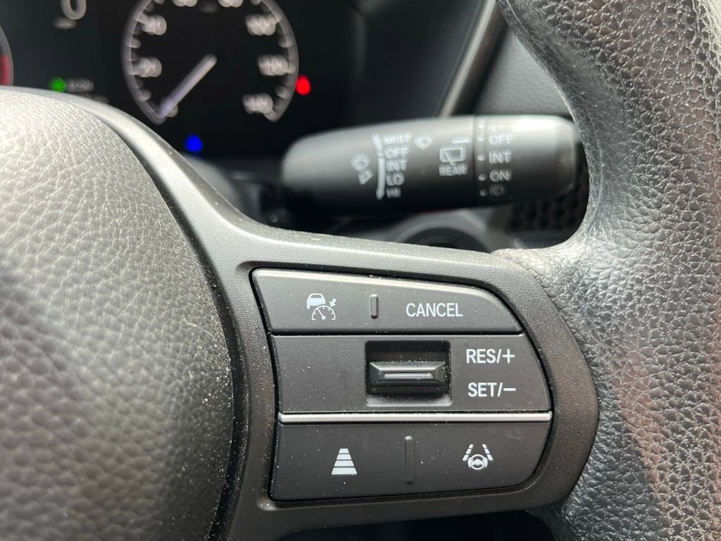 Used 2023 Honda CR-V LX image 5