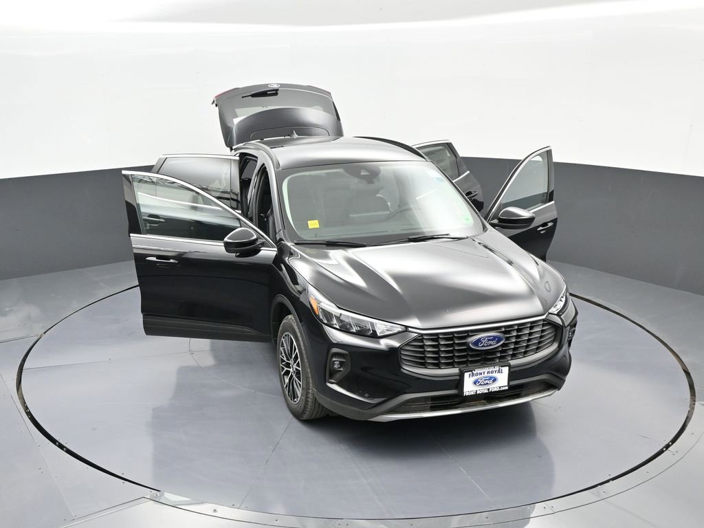 New 2025 Ford Escape SE image 46