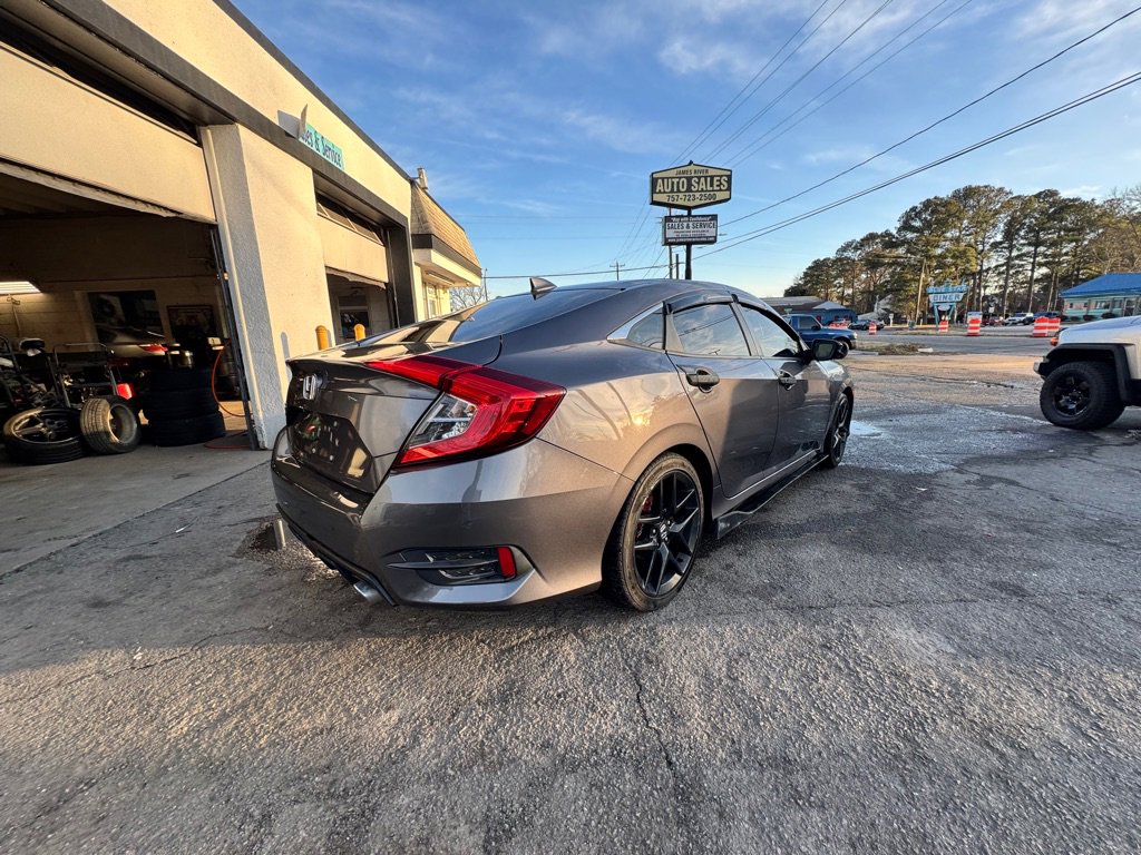 Used 2018 Honda Civic EX image 5