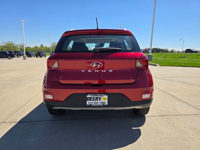 Used 2025 Hyundai Venue SEL FWD image 12