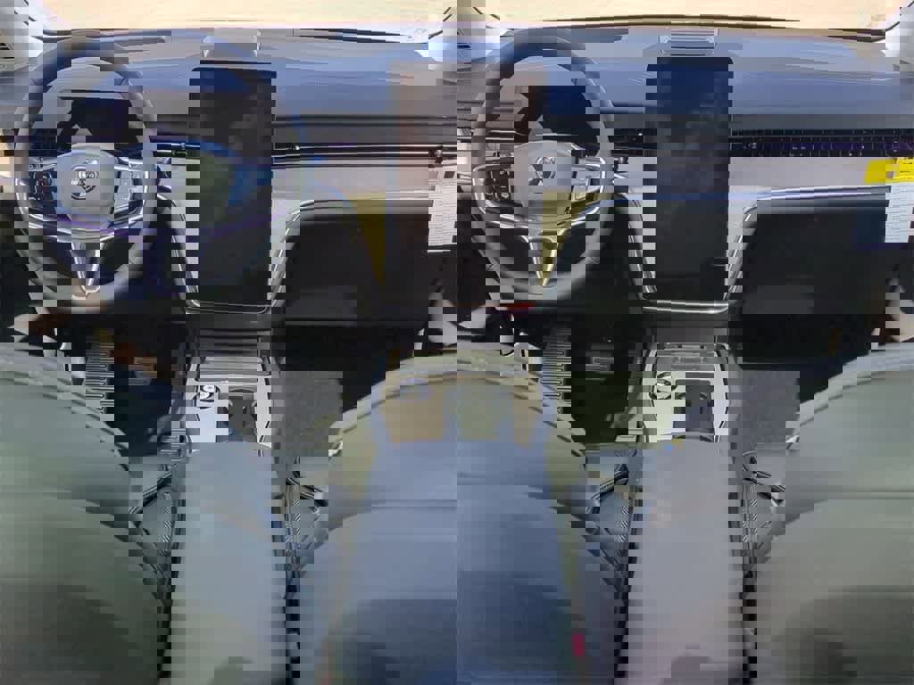 New 2025 Volvo EX90 Ultra w/ Protection Package Premier image 13