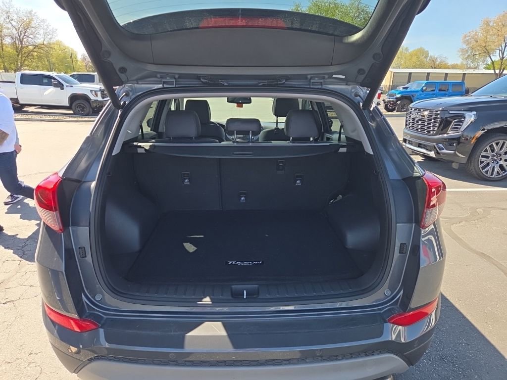 Used 2018 Hyundai Tucson Limited w/ Ultimate Package 02 image 11