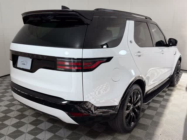 Used 2026 Land Rover Discovery Dynamic SE AWD/4WD image 7