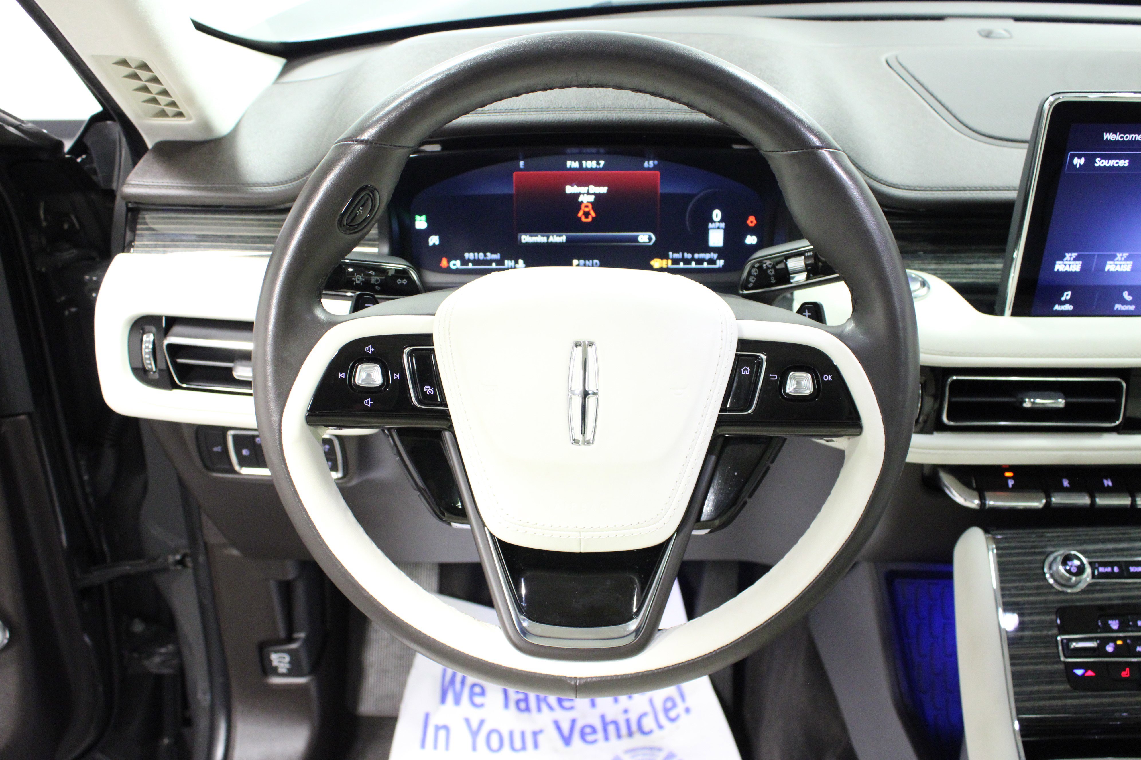 Used 2024 Lincoln Aviator Black Label w/ Dynamic Handling Package image 18