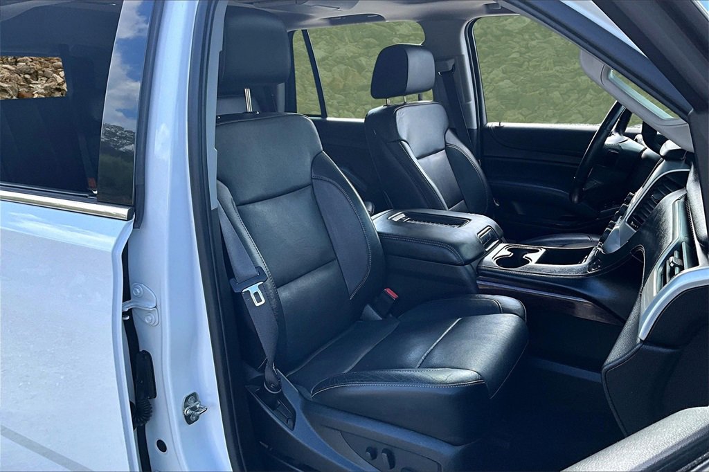 Used 2016 GMC Yukon SLT w/ Open Road Package image 7