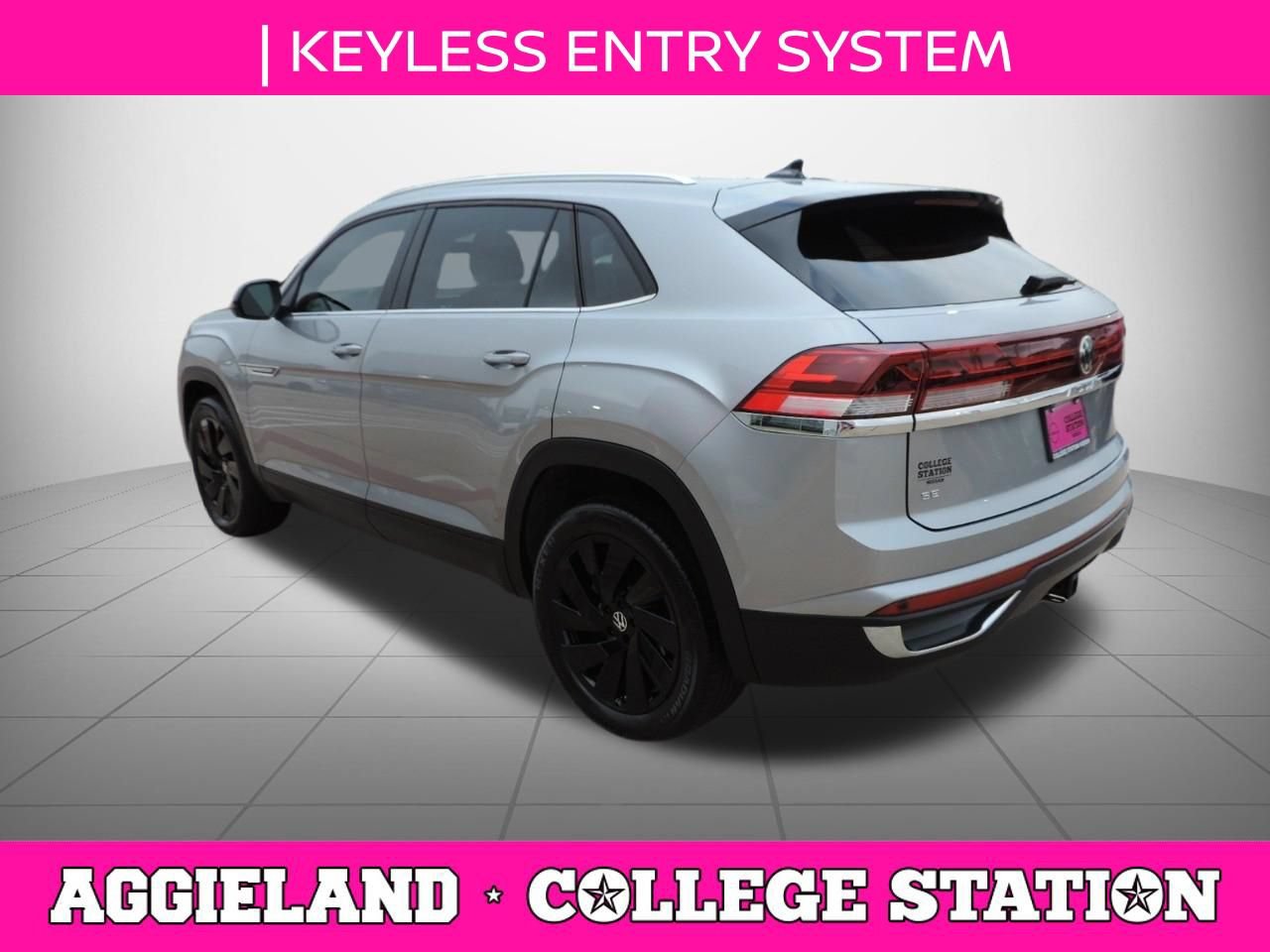Used 2024 Volkswagen Atlas Cross Sport SE FWD image 6