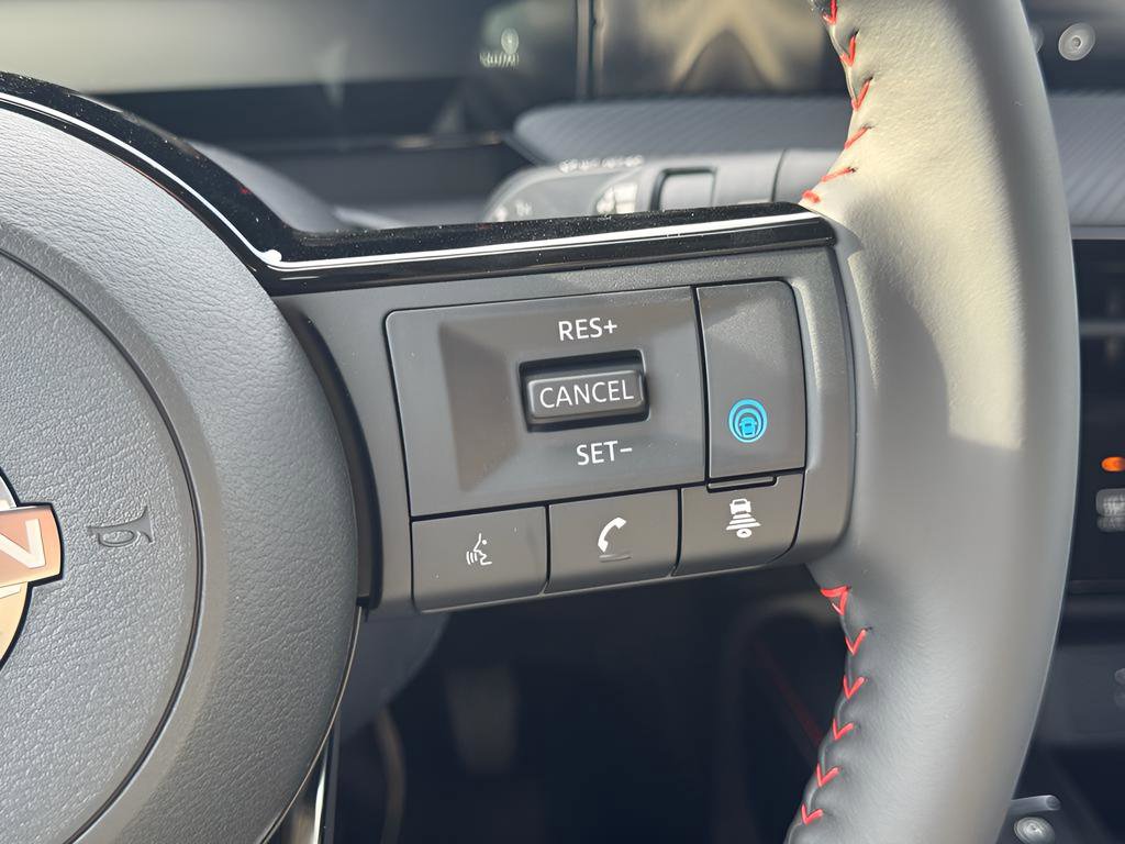 New 2026 Nissan Kicks SR w/ Cold Weather Package AWD/4WD image 21