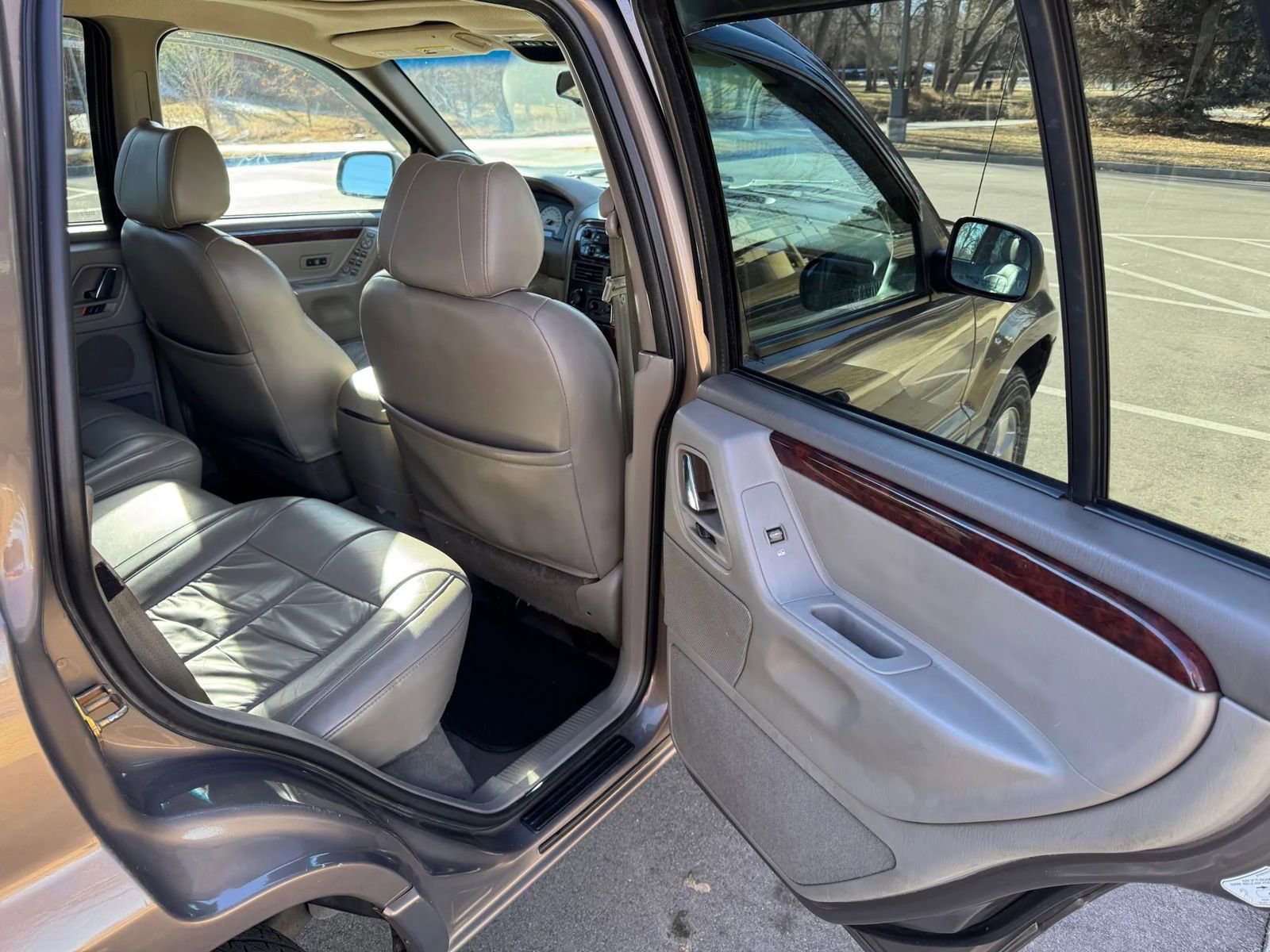 Used 2001 Jeep Grand Cherokee Limited image 13