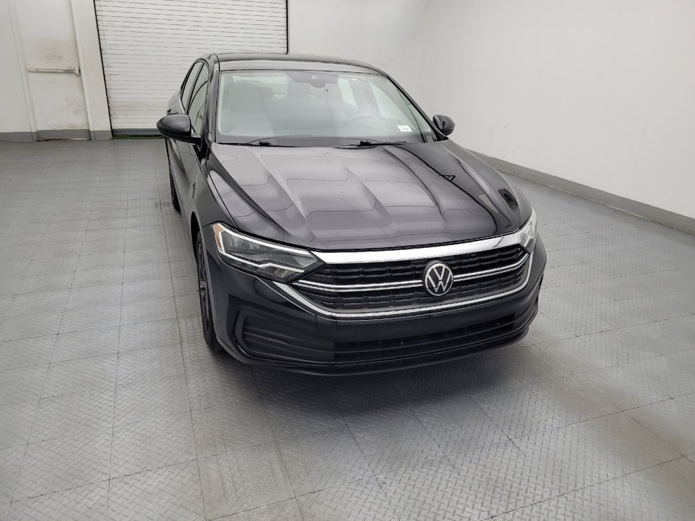 Used 2024 Volkswagen Jetta SE FWD image 14