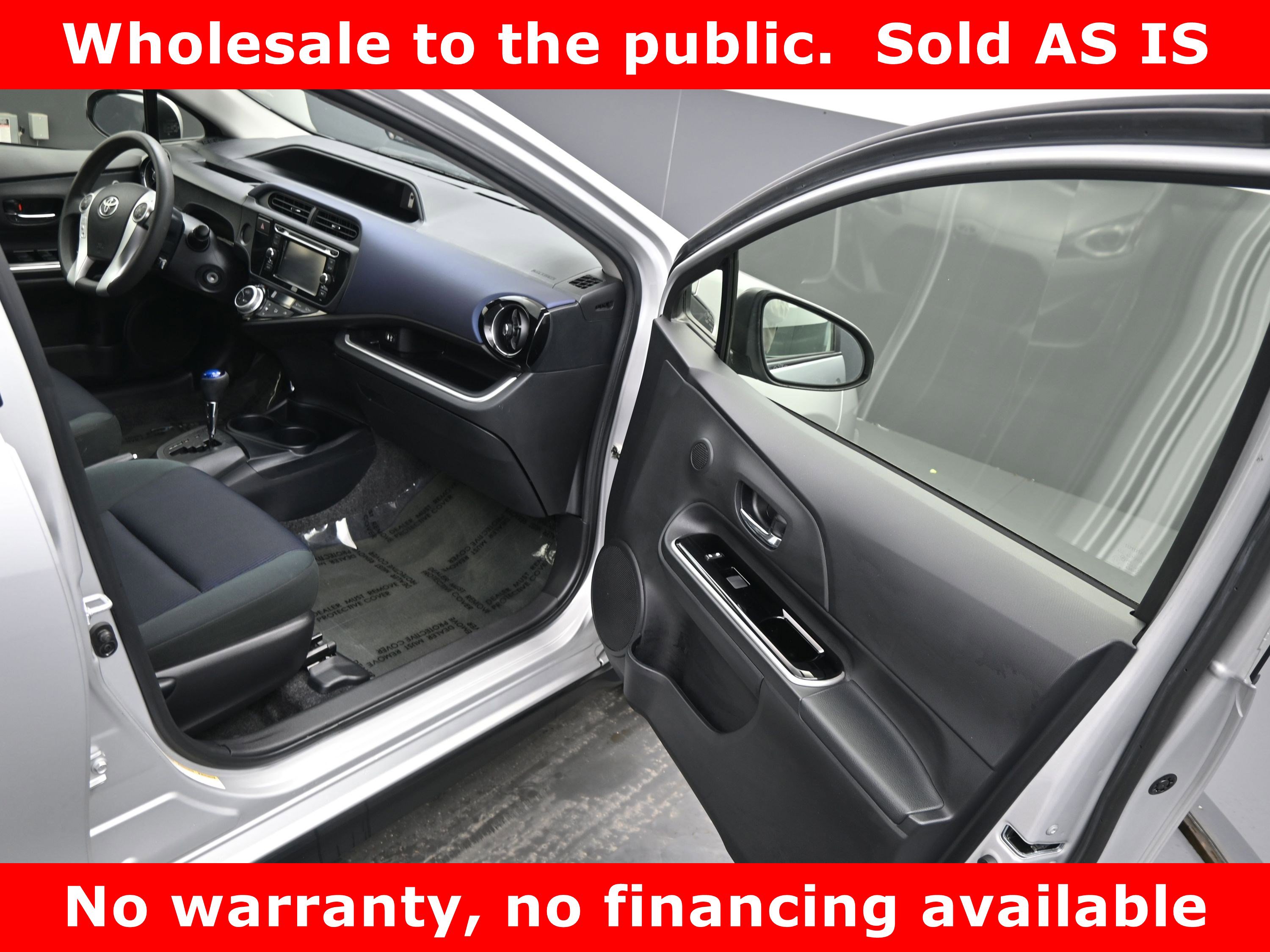 Used 2017 Toyota Prius C Two image 11