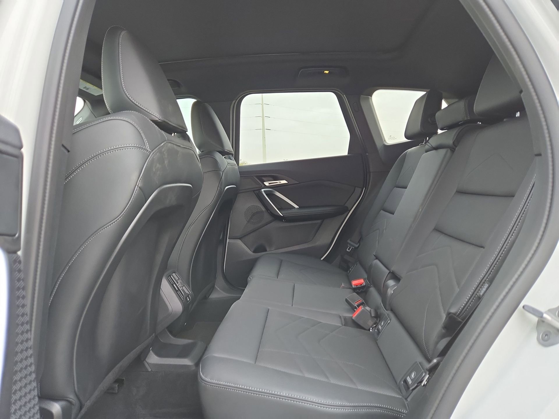 Used 2026 BMW X1 xDrive28i image 13