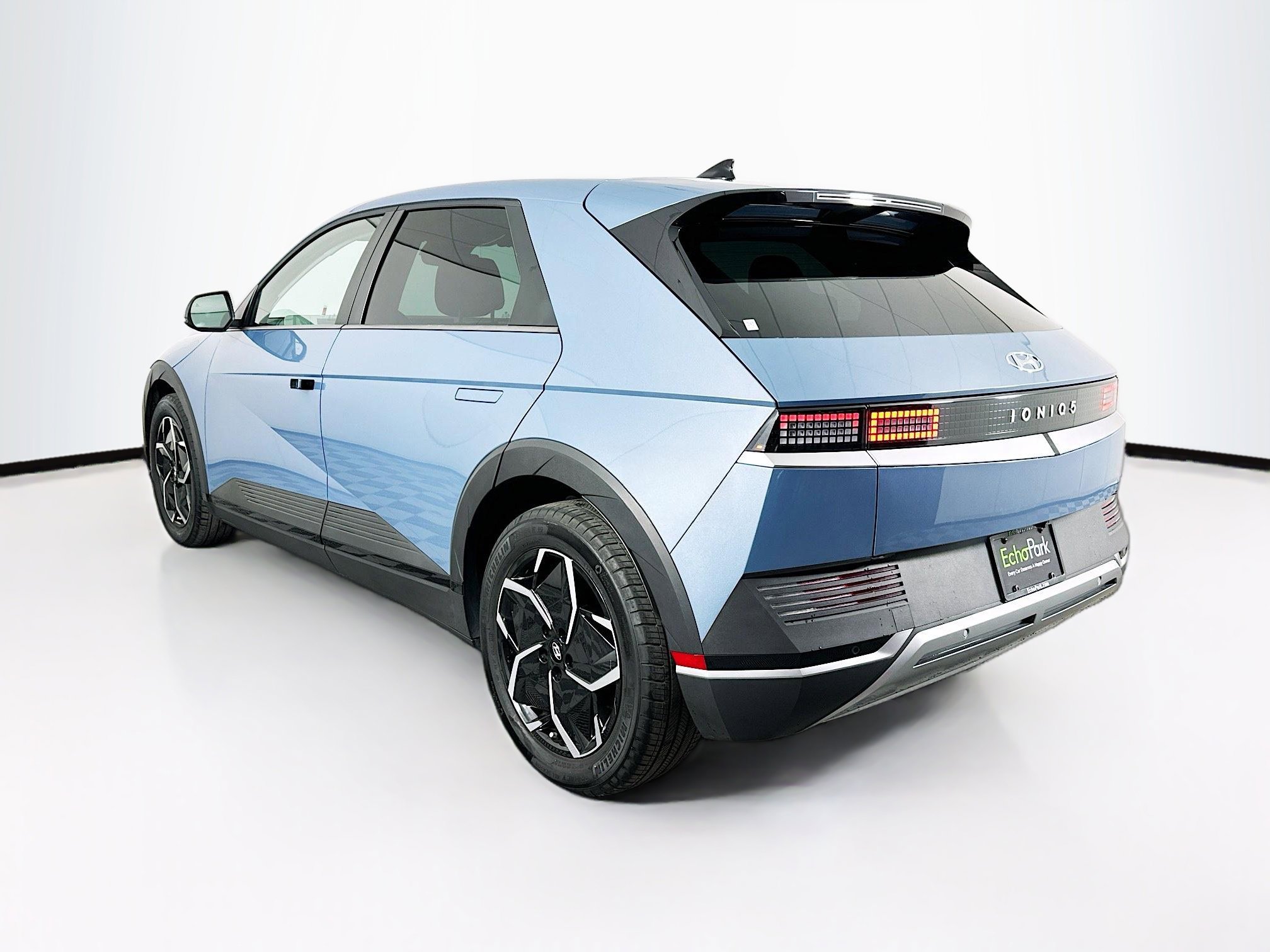 Used 2024 Hyundai Ioniq 5 SEL image 5