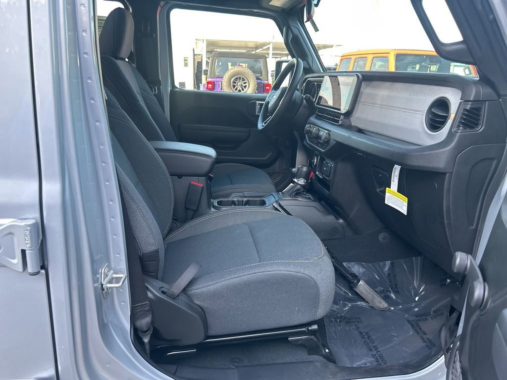 Certified 2024 Jeep Gladiator Sport image 23