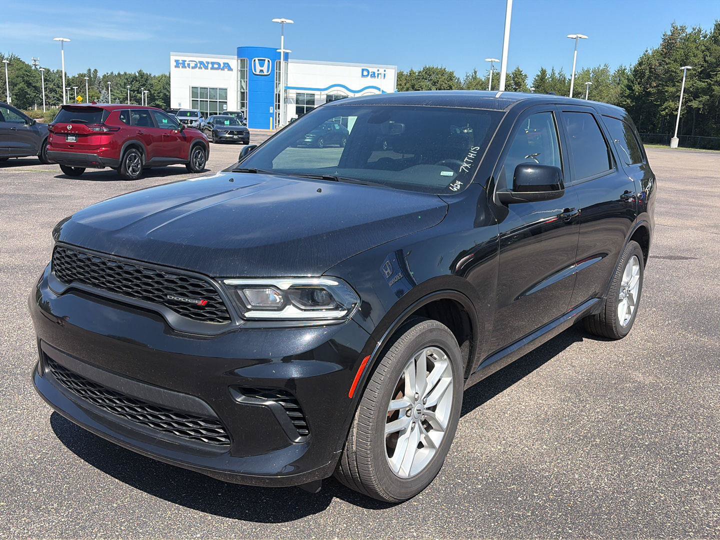 Used 2025 Dodge Durango GT AWD/4WD image 3