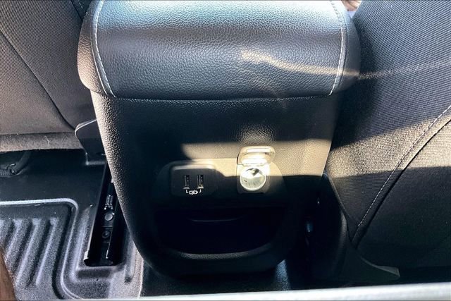 Used 2022 Chevrolet Colorado LT w/ Fleet Safety Package AWD/4WD image 11