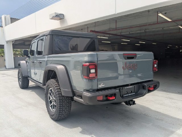 New 2026 Jeep Gladiator Rubicon w/ Steel Power Dome Hood Package AWD/4WD image 6