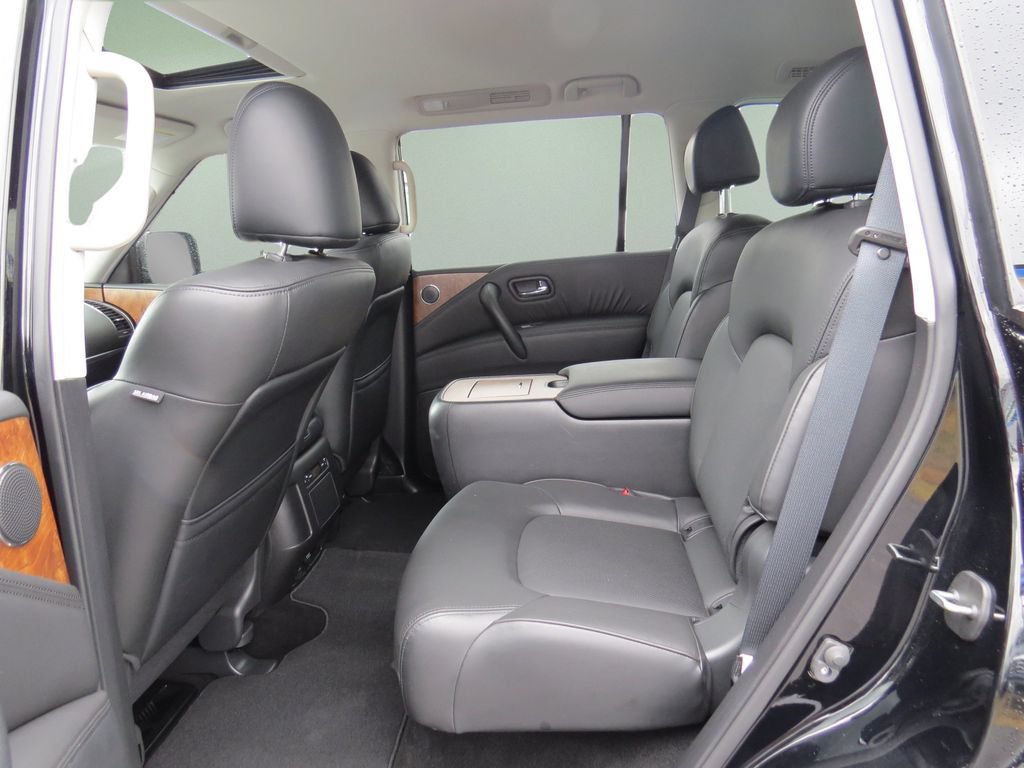 Used 2023 Nissan Armada SL w/ Captain's Chairs Package RWD image 18
