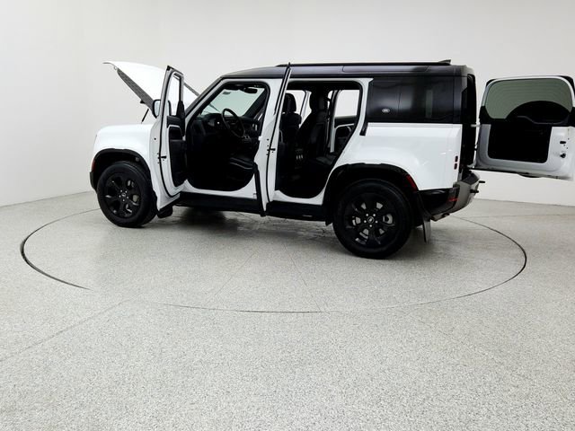 Certified 2023 Land Rover Defender 110 X-Dynamic SE image 12