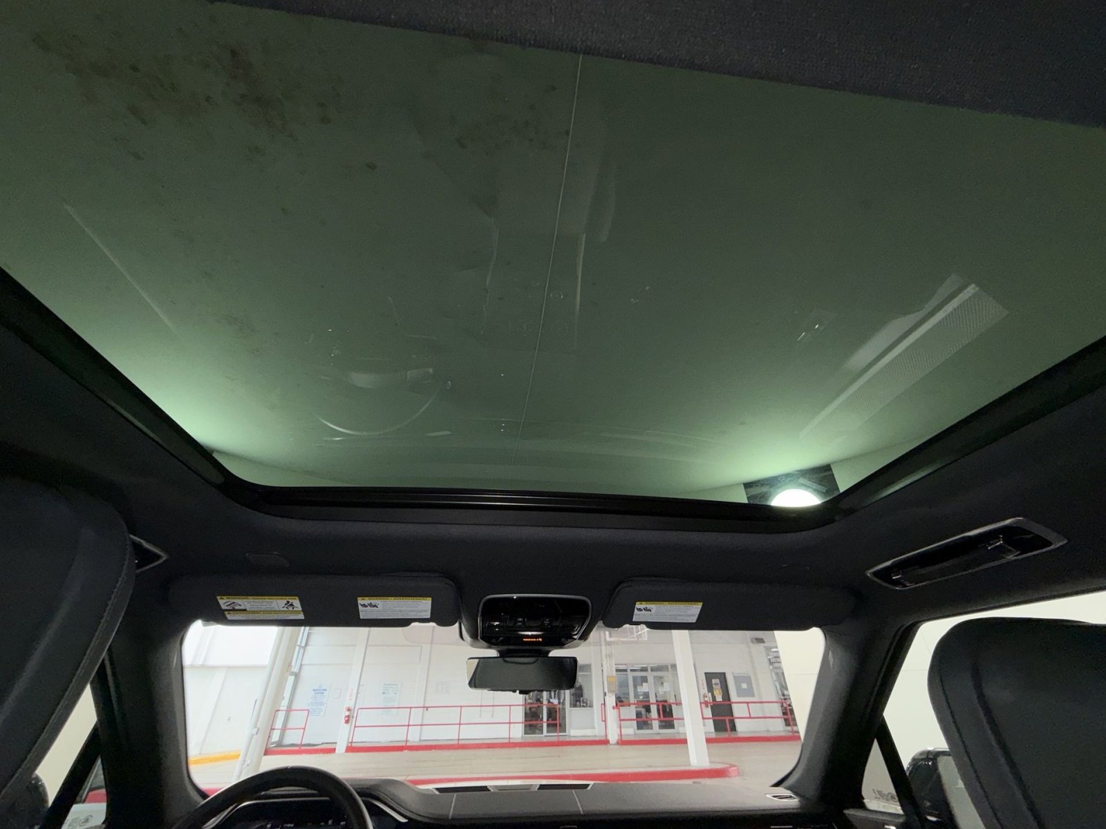 Used 2023 Land Rover Range Rover Sport SE Dynamic image 24