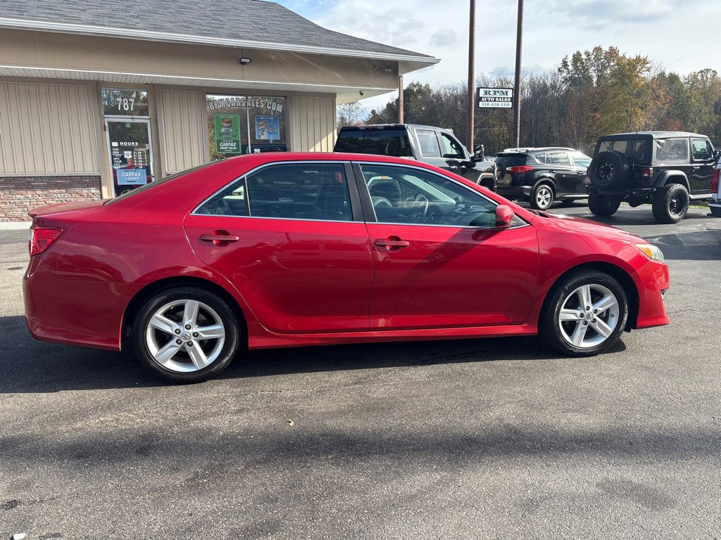 Used 2013 Toyota Camry SE image 6
