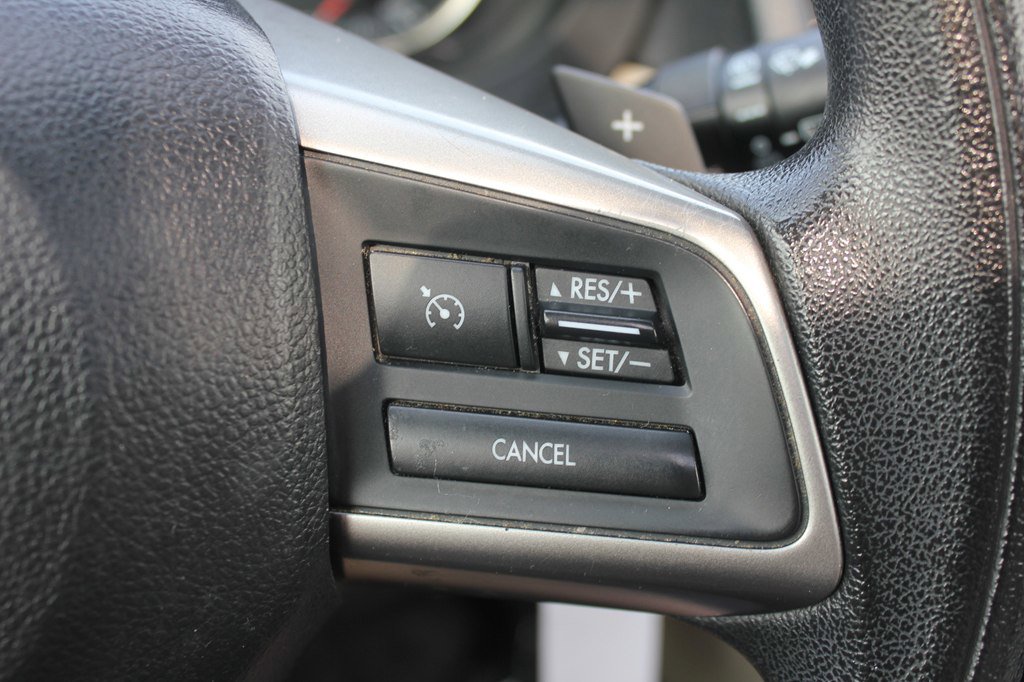 Used 2015 Subaru Crosstrek 2.0i Premium image 14