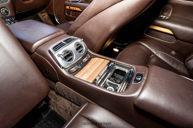 Used 2016 Rolls-Royce Wraith RWD image 67