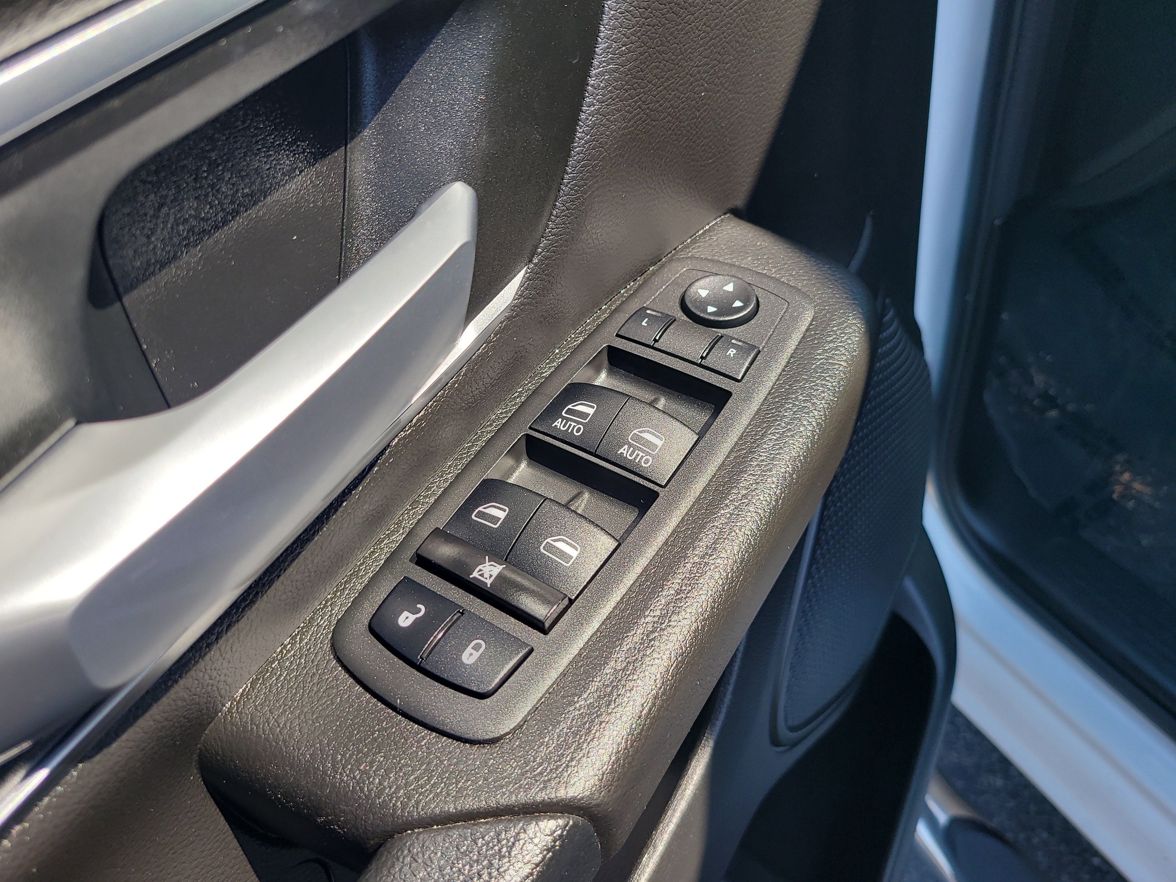 Used 2024 RAM 1500 Big Horn AWD/4WD image 17