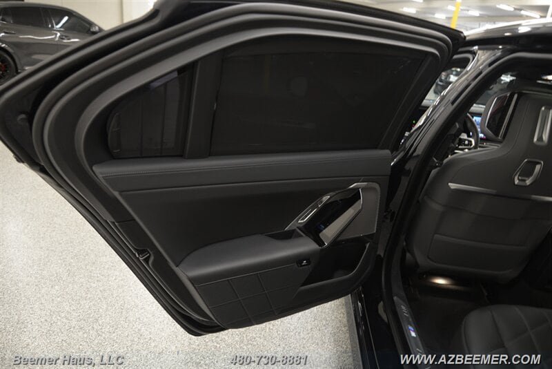 Used 2023 BMW 740i RWD image 41